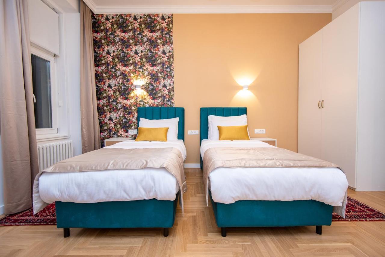 Megapolis City Center Suites サラエヴォ エクステリア 写真